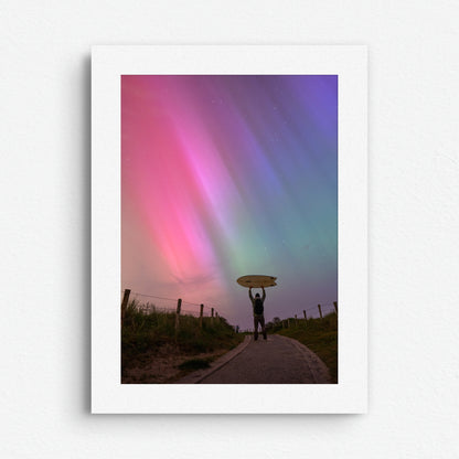 A unique surf shot with the Northern Lights in the Scheveningen dunes printed on Hahnemuhle Fine Art paper